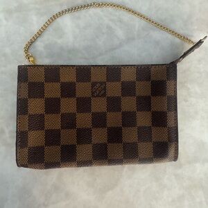 Louis Vuitton Demier Mini Pochette